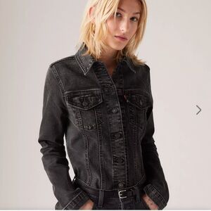 Levi’s SLIM TAILORED TRUCKER JACKET